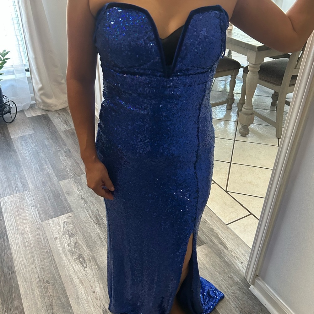 Blue Sequin Strapless dress